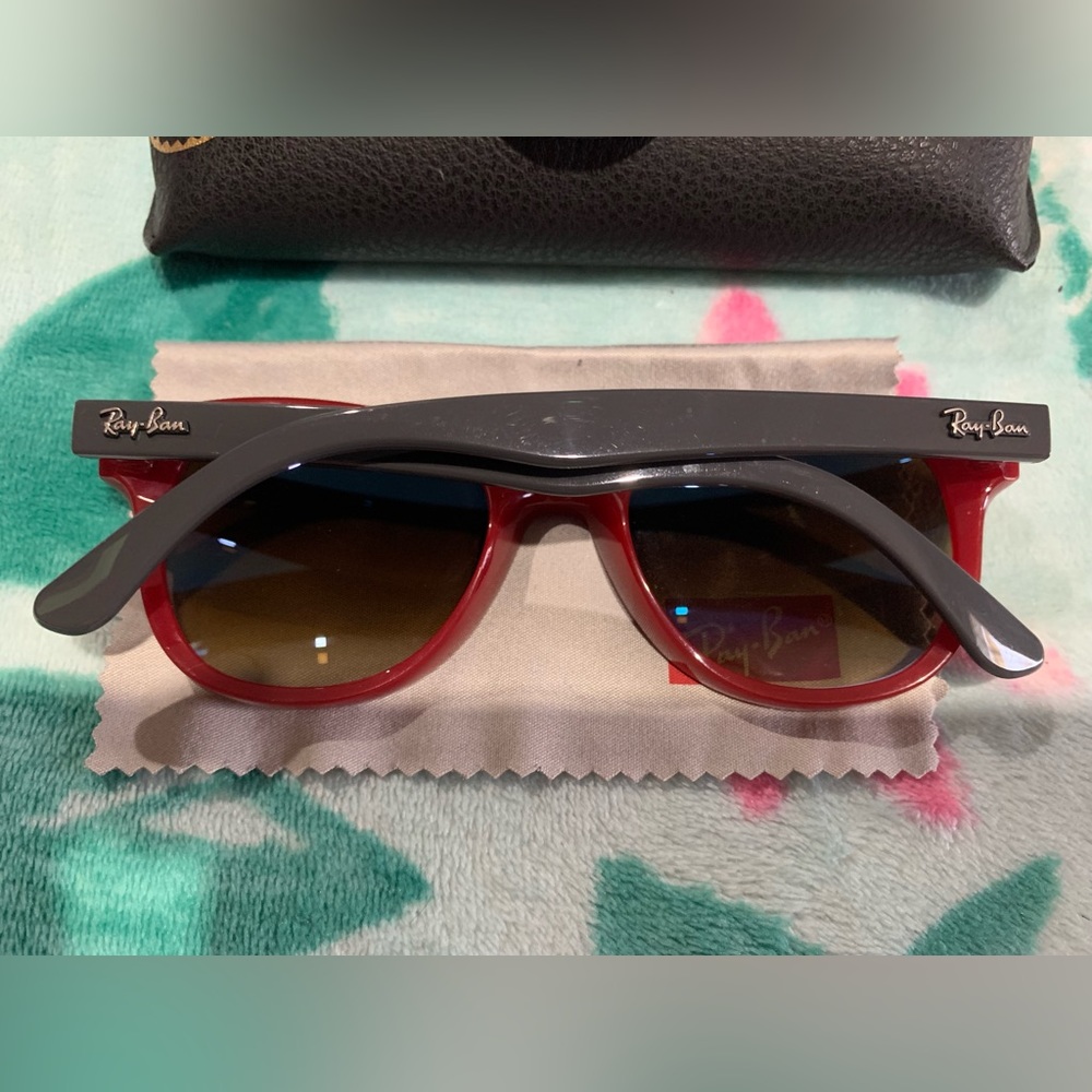 Rayban Sunglasses - Picture 2 of 3
